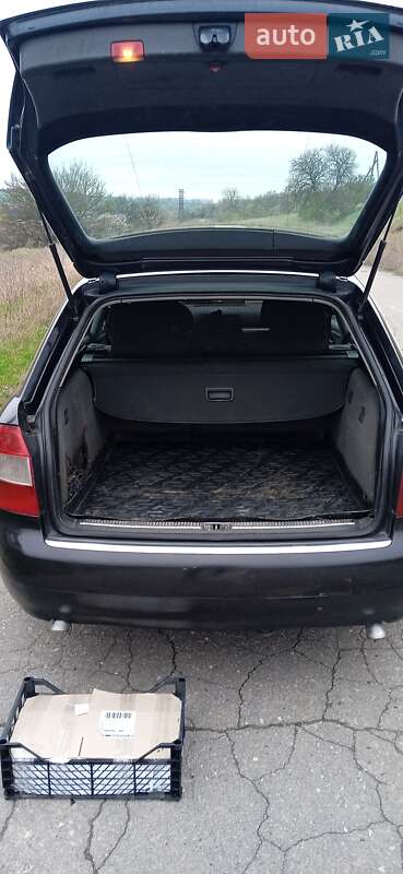 Універсал Audi A4 2001 в Ржищеві