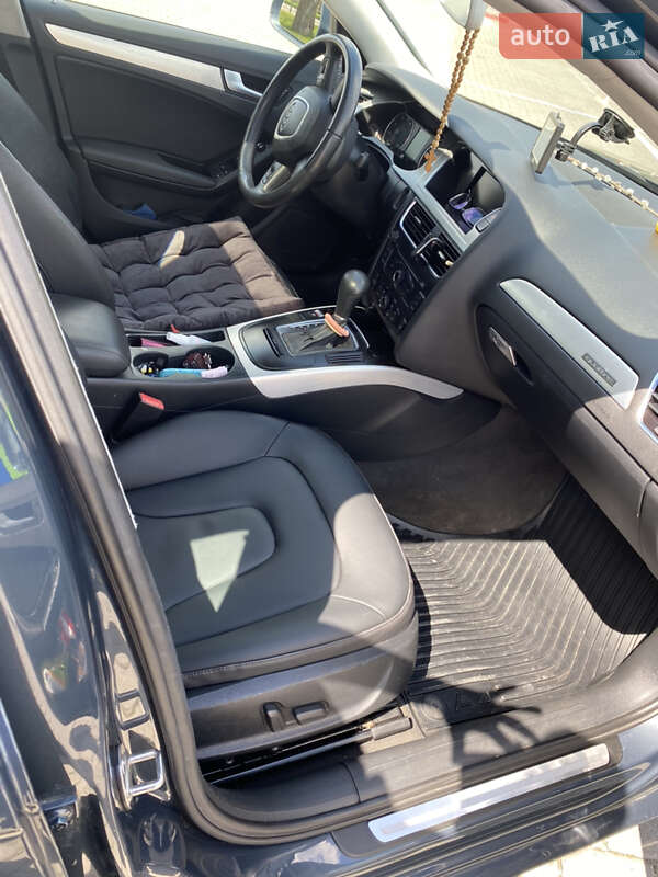 Седан Audi A4 2009 в Коломые