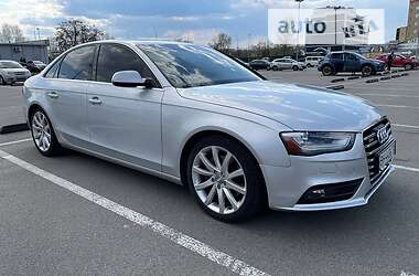 Седан Audi A4 2012 в Києві