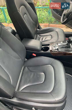 Седан Audi A4 2012 в 