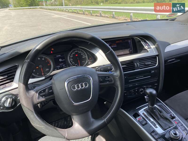 Седан Audi A4 2010 в Виннице