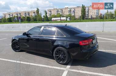 Седан Audi A4 2013 в Полтаве