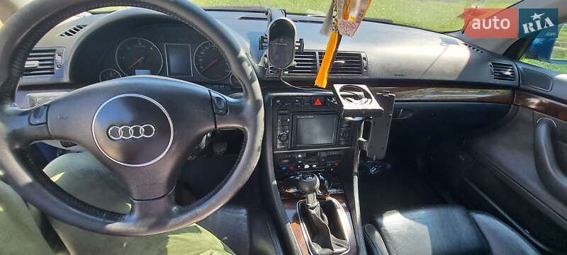 Универсал Audi A4 2002 в Черновцах