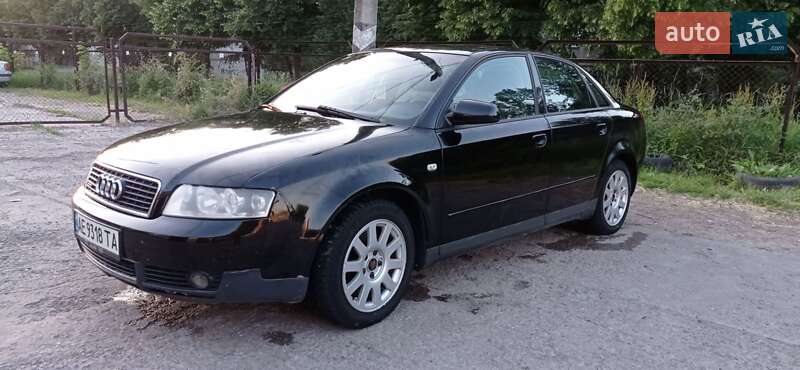 Седан Audi A4 2003 в Кам'янському