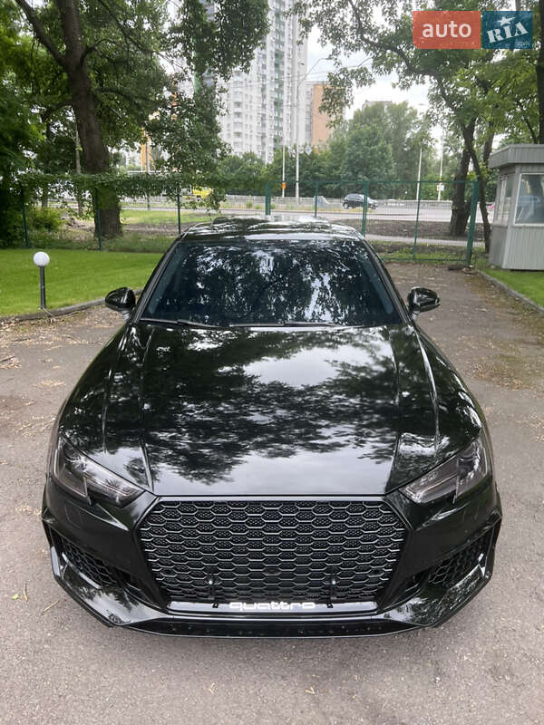 Седан Audi A4 2016 в Киеве