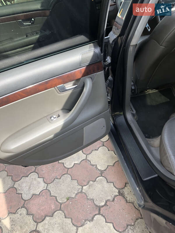 Универсал Audi A4 2003 в Терновке