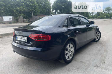 Седан Audi A4 2009 в 