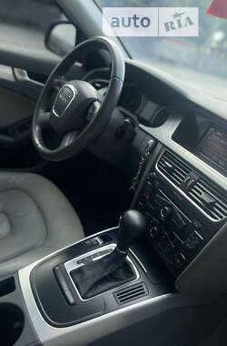 Седан Audi A4 2009 в 