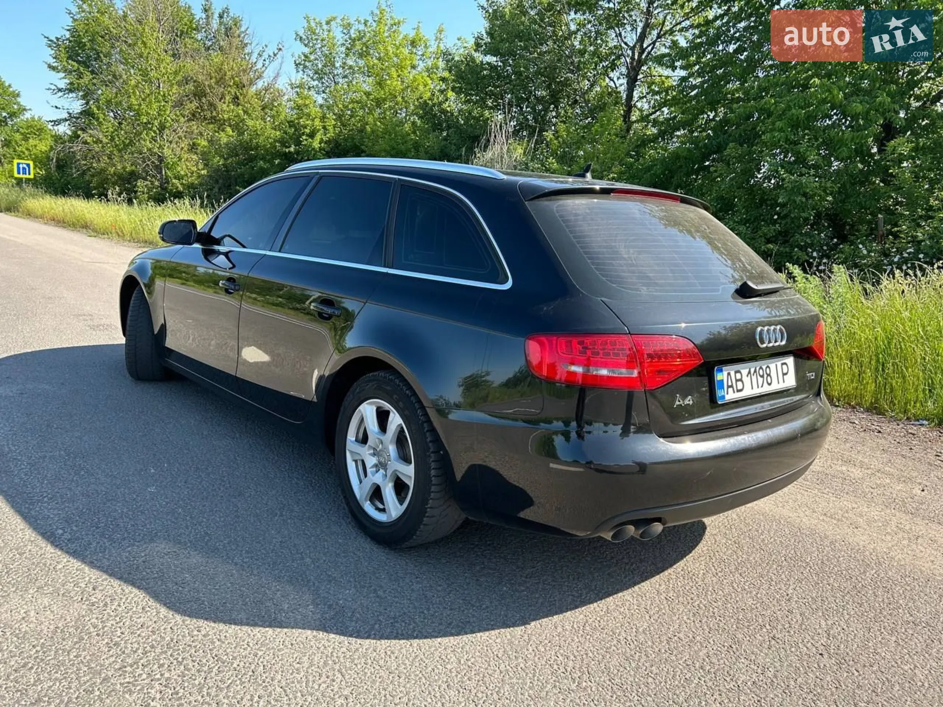 2010 Audi A4 - мініатюра 12