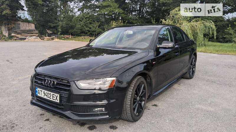 Седан Audi A4 2013 в Тлумачі