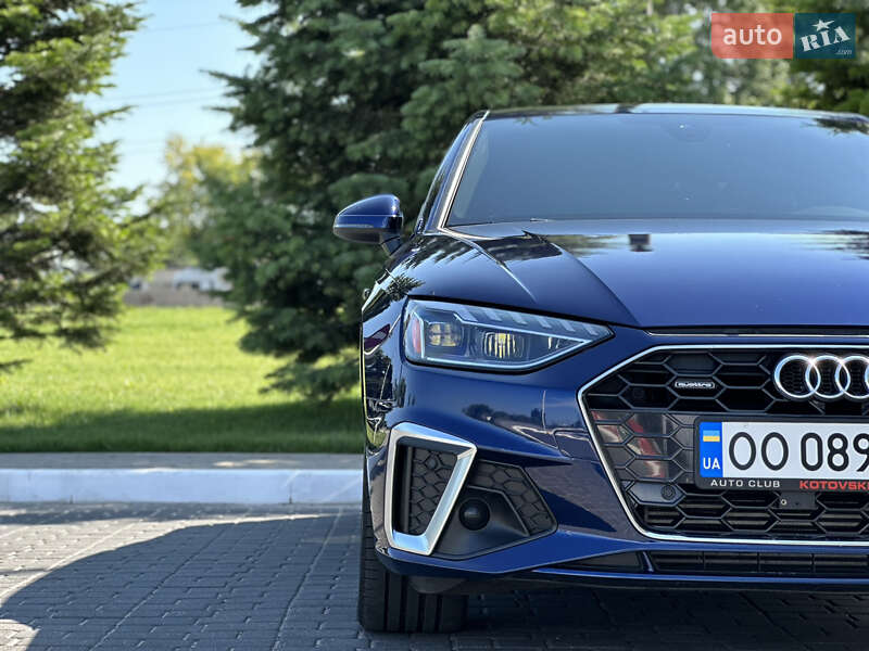 Седан Audi A4 2020 в Одессе