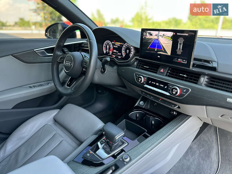 Седан Audi A4 2020 в Одессе
