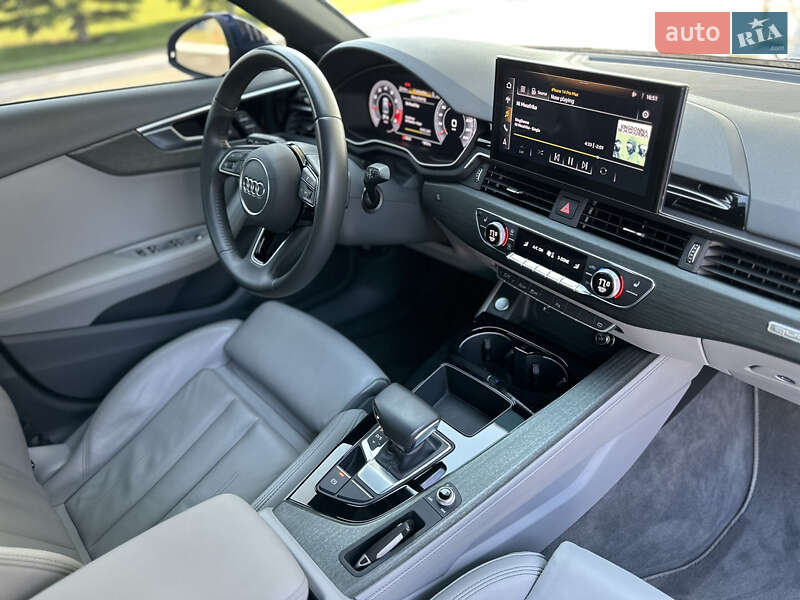 Седан Audi A4 2020 в Одессе