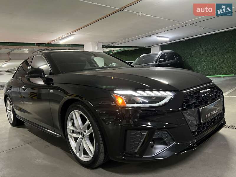 Седан Audi A4 2022 в Києві