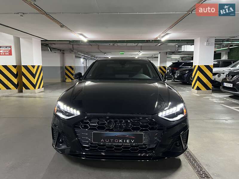 Седан Audi A4 2022 в Києві