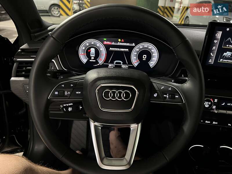 Седан Audi A4 2022 в Києві