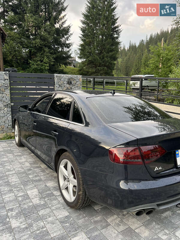 Седан Audi A4 2012 в Яремчі