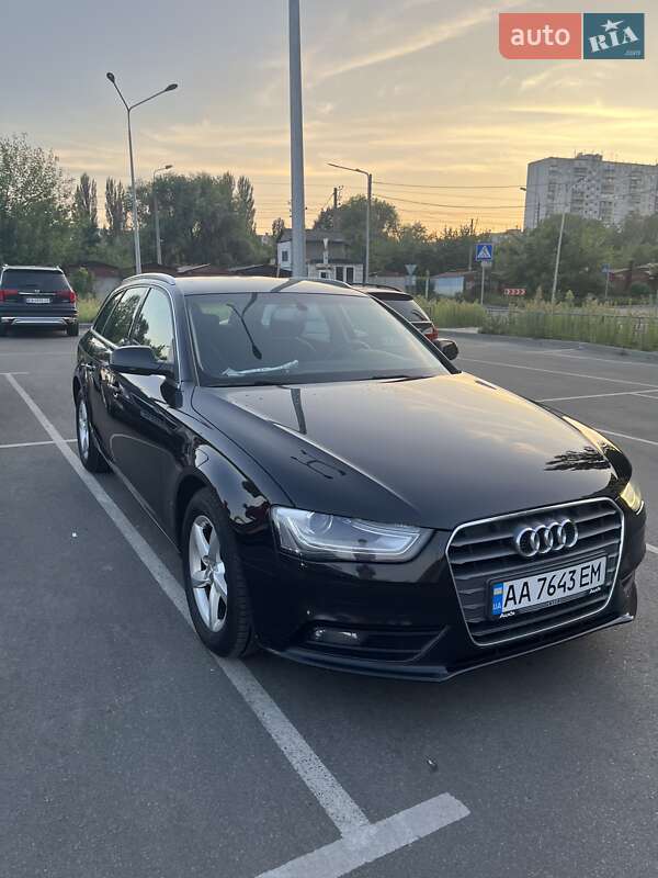 Универсал Audi A4 2015 в Киеве