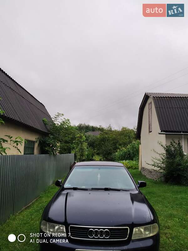 Седан Audi A4 1997 в 