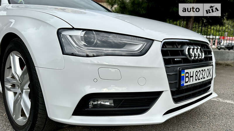 Седан Audi A4 2013 в Одессе