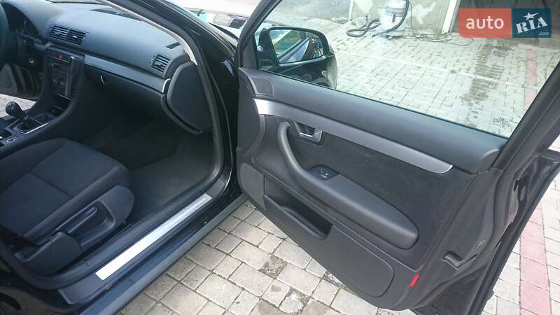Седан Audi A4 2005 в Львове