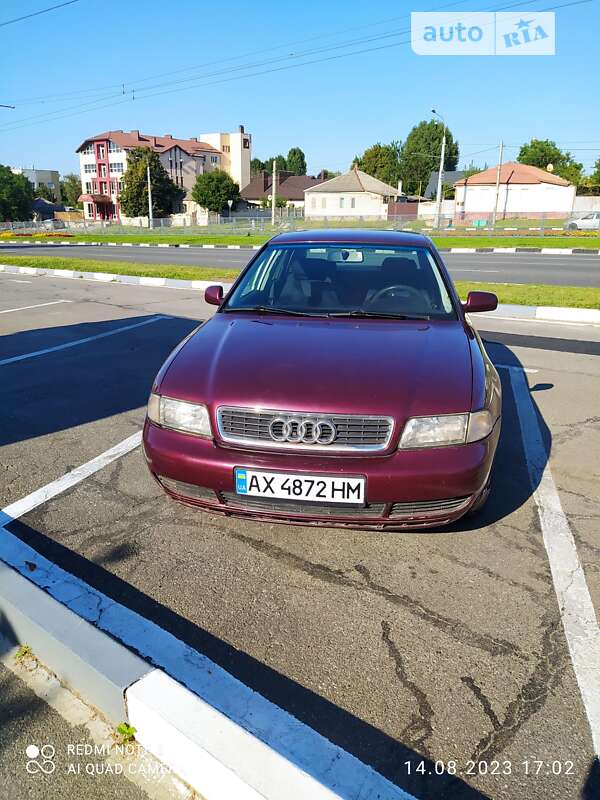 Седан Audi A4 1995 в Харкові