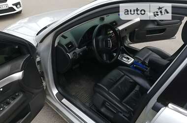 Седан Audi A4 2005 в Рені