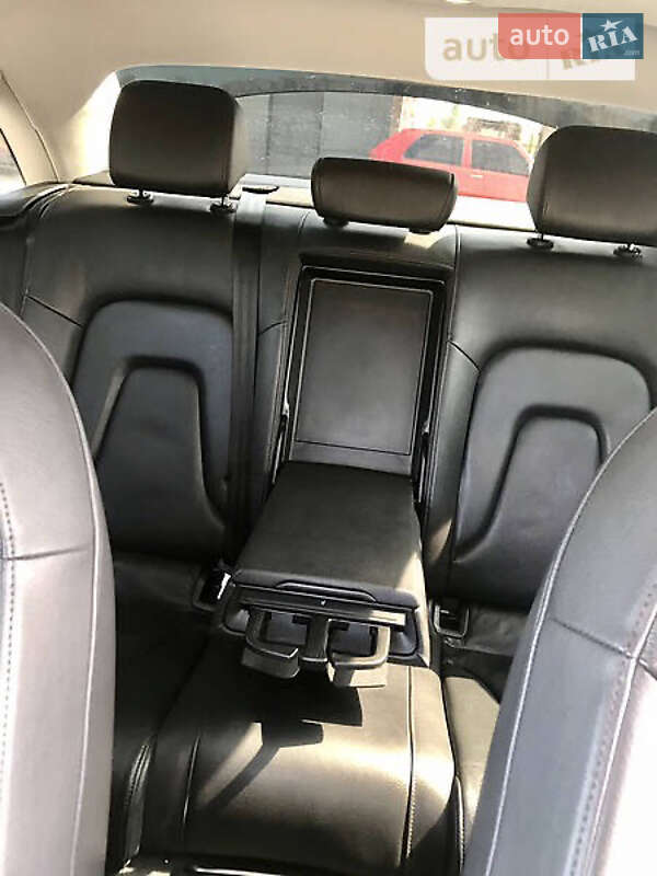 Седан Audi A4 2011 в Стрые