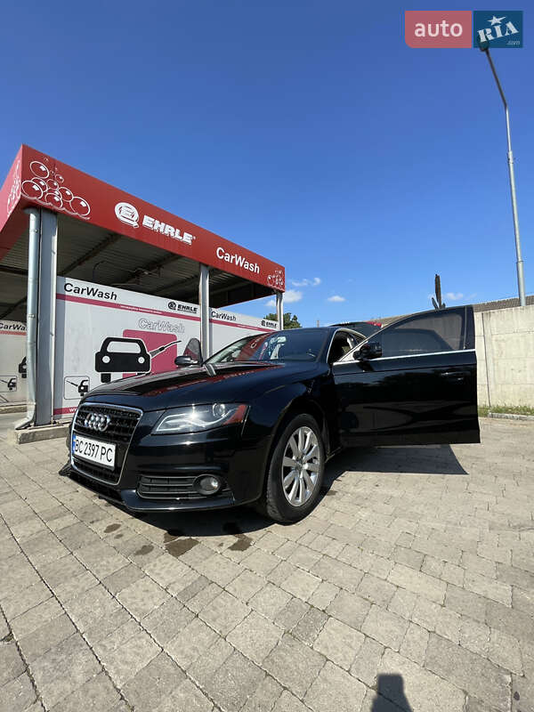 Седан Audi A4 2011 в Стрые