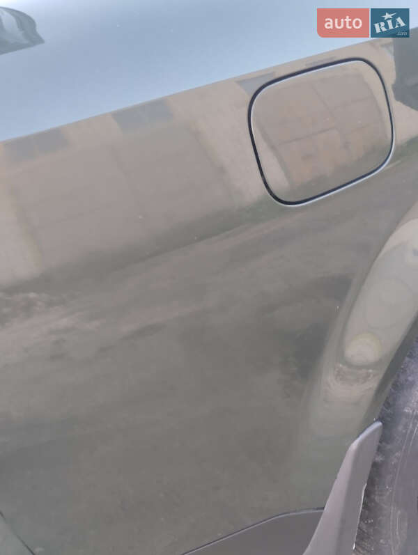 Седан Audi A4 2001 в Ратным