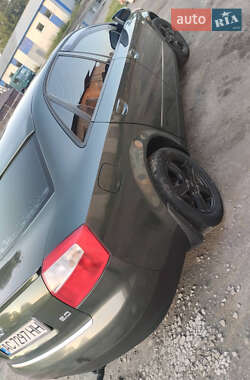 Седан Audi A4 2001 в 