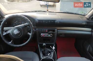Универсал Audi A4 1999 в 