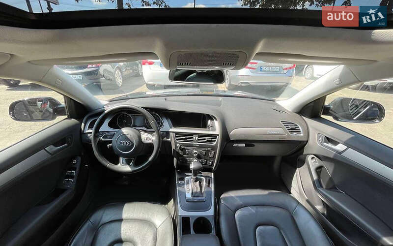 Седан Audi A4 2013 в Стрые