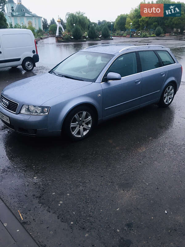 Универсал Audi A4 2004 в Измаиле