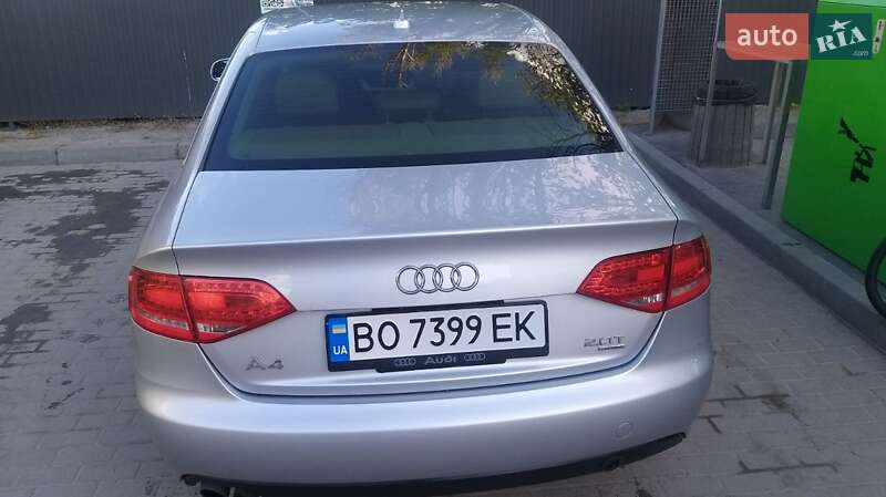 Седан Audi A4 2012 в Тернополе