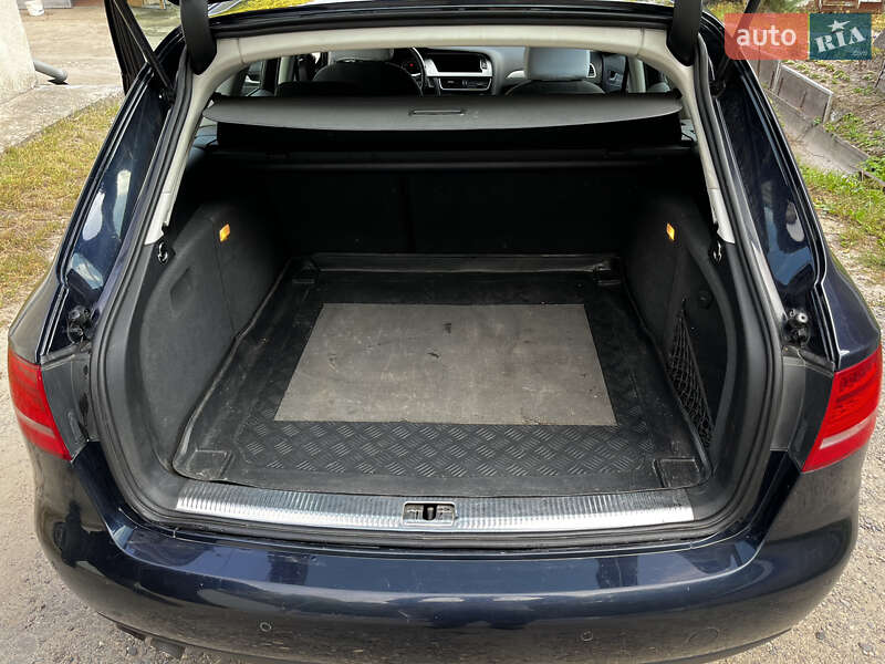 Універсал Audi A4 2010 в Тернополі