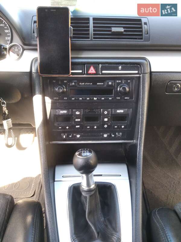 Универсал Audi A4 2002 в Путивле