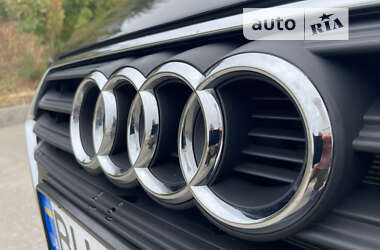 Седан Audi A4 2016 в 