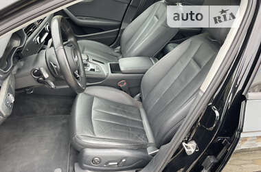 Седан Audi A4 2016 в 