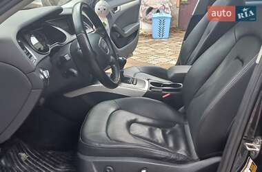 Седан Audi A4 2012 в Ровно
