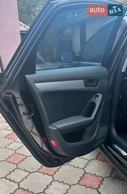 Седан Audi A4 2012 в Ровно