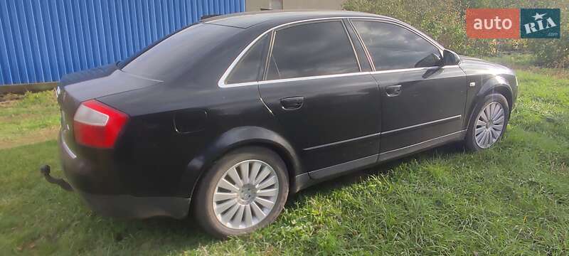 Седан Audi A4 2001 в Оржице