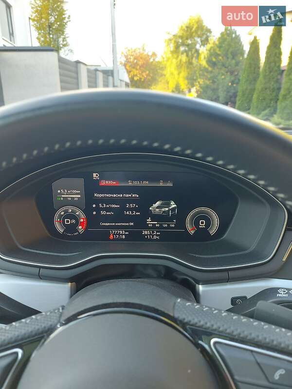 Универсал Audi A4 2020 в Киеве