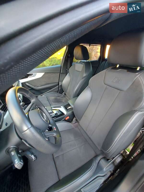 Универсал Audi A4 2020 в Киеве