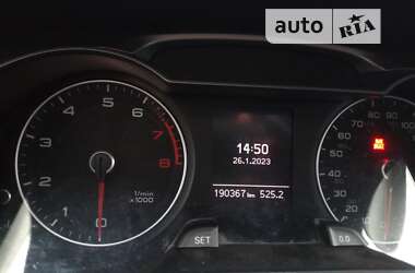 Седан Audi A4 2014 в Луцке