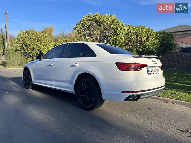 Седан Audi A4 2016 в Черкасах