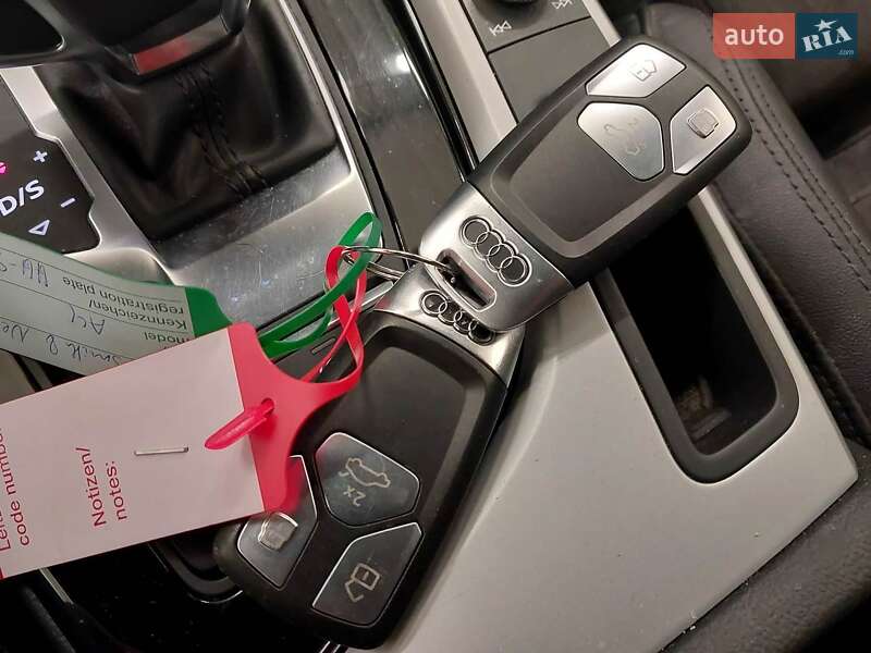 Универсал Audi A4 2019 в Луцке