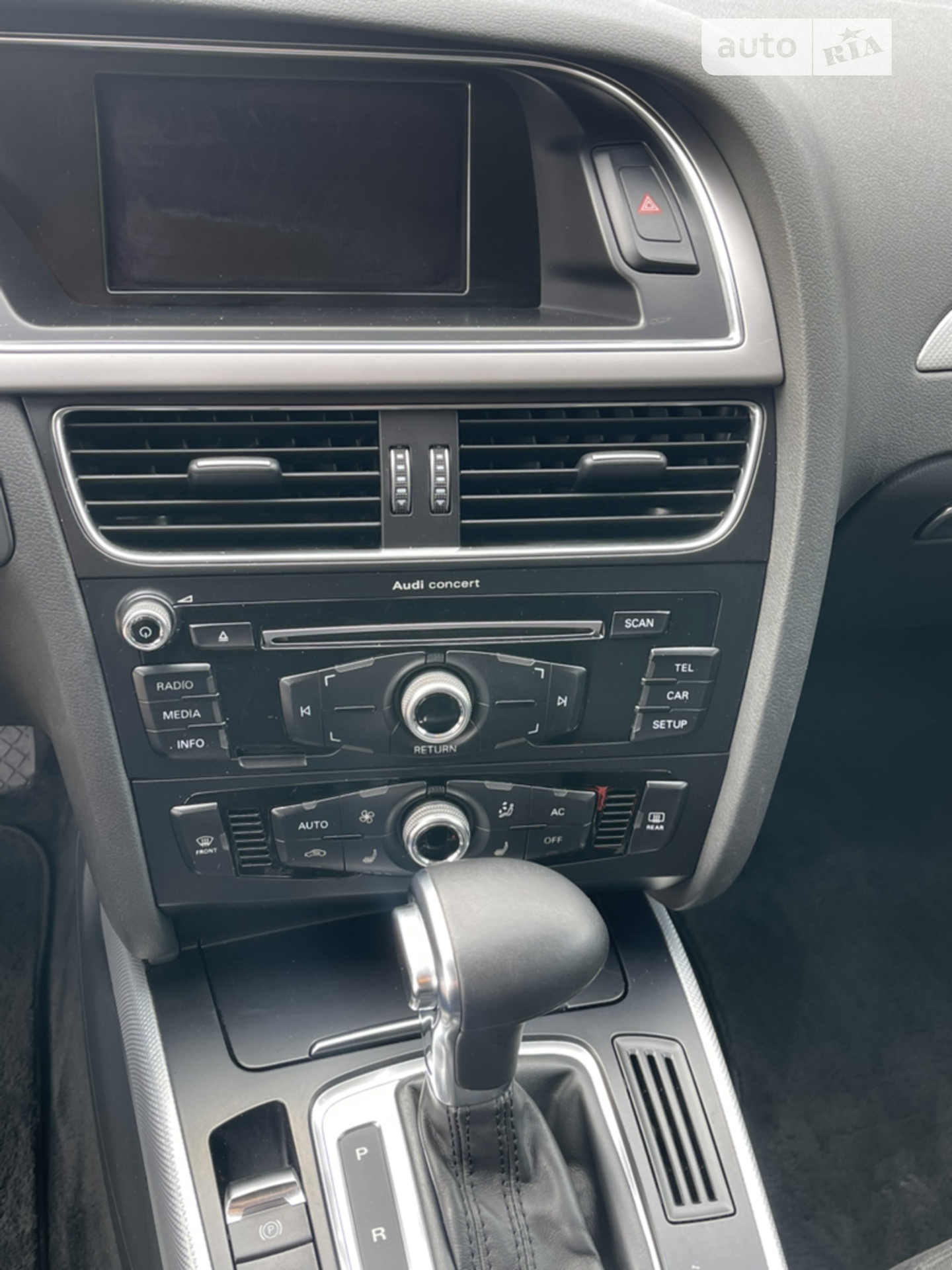 2012 Audi A4 - мініатюра 37