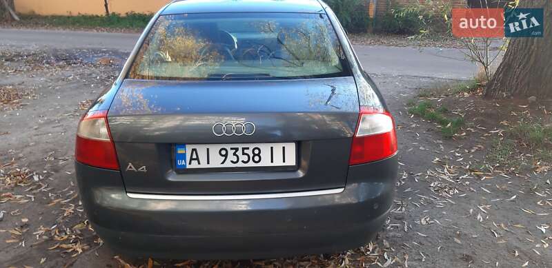 Седан Audi A4 2001 в Киеве