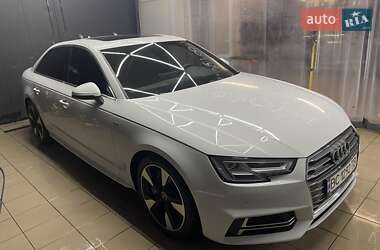 Седан Audi A4 2016 в 